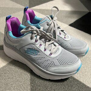 Skechers ⭐️EUC⭐️D'Lux Walker - Infinite Motion Walking Sneakers Women's Size 7